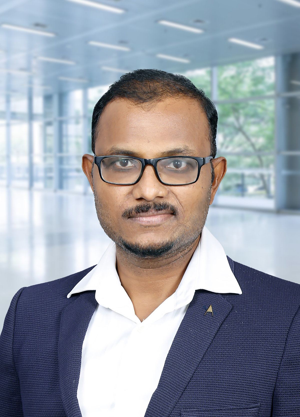 Dr. Vadivel Vinoth
